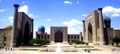 Узбекистан, Туризм в Узбекистане, Самарканд, Площадь Регистан